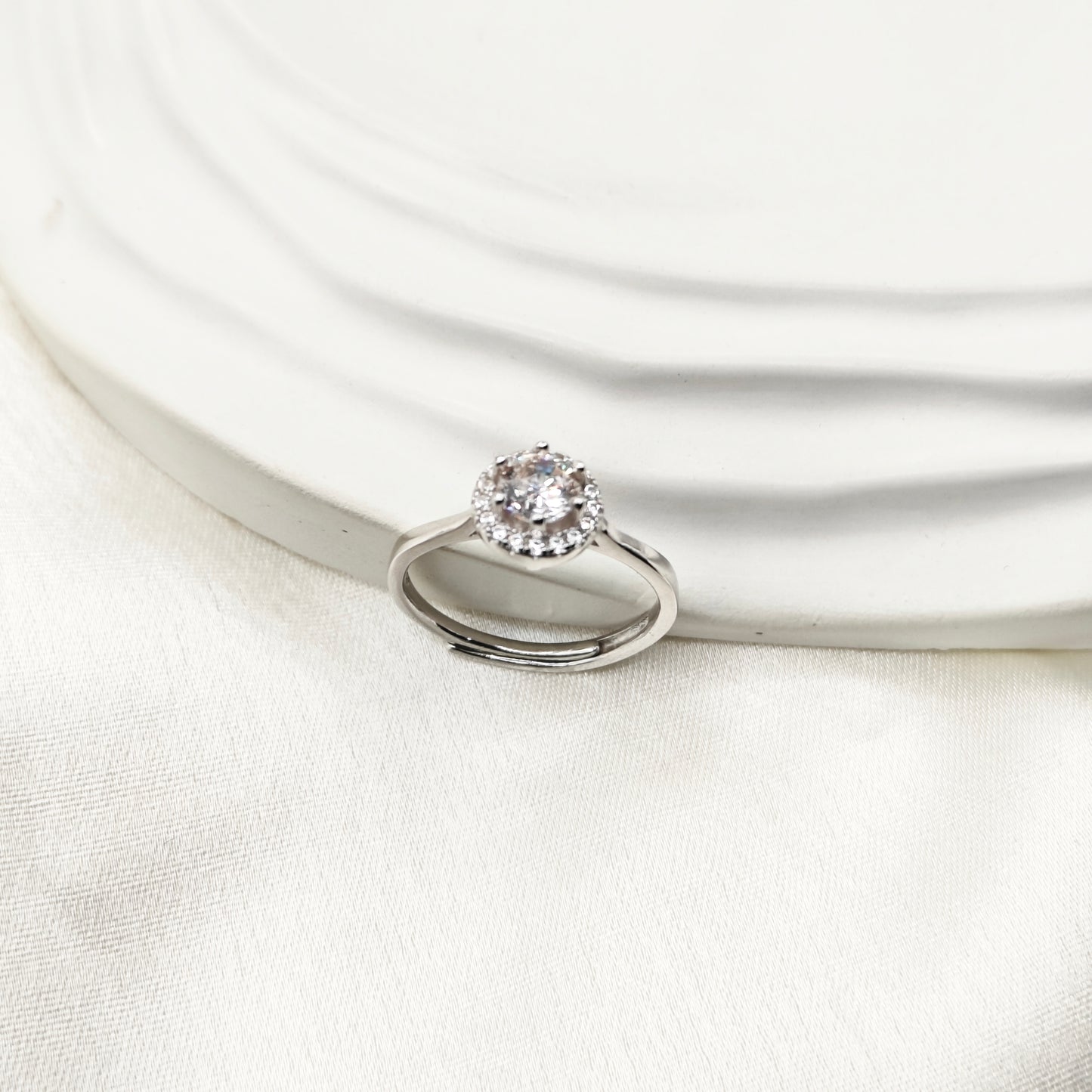 Solitaire Halo Ring 925 Silver