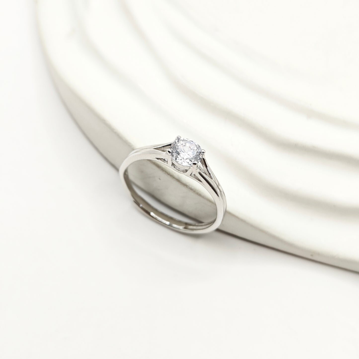 Diamond Ring 925 Silver