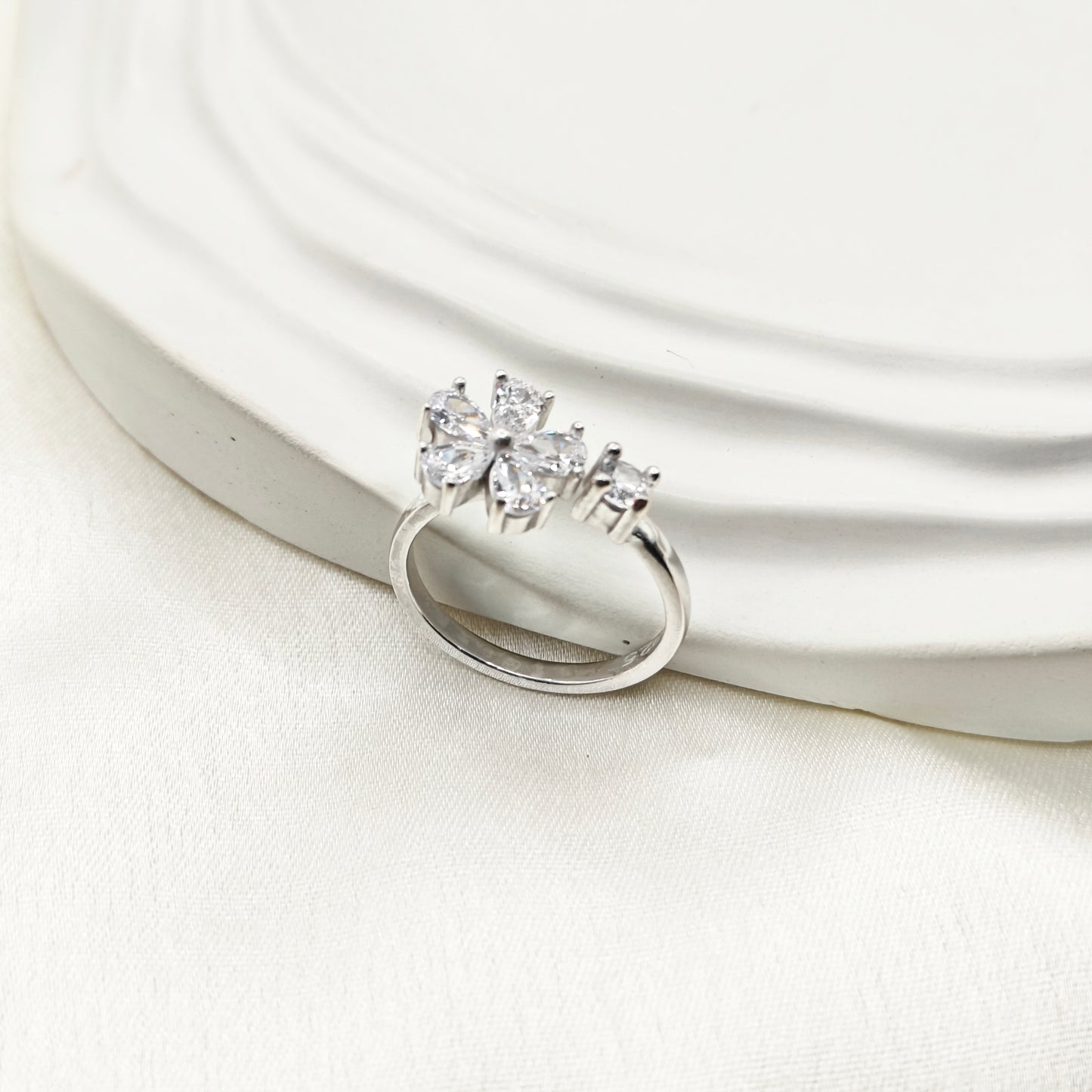 Flower Ring 925 Silver