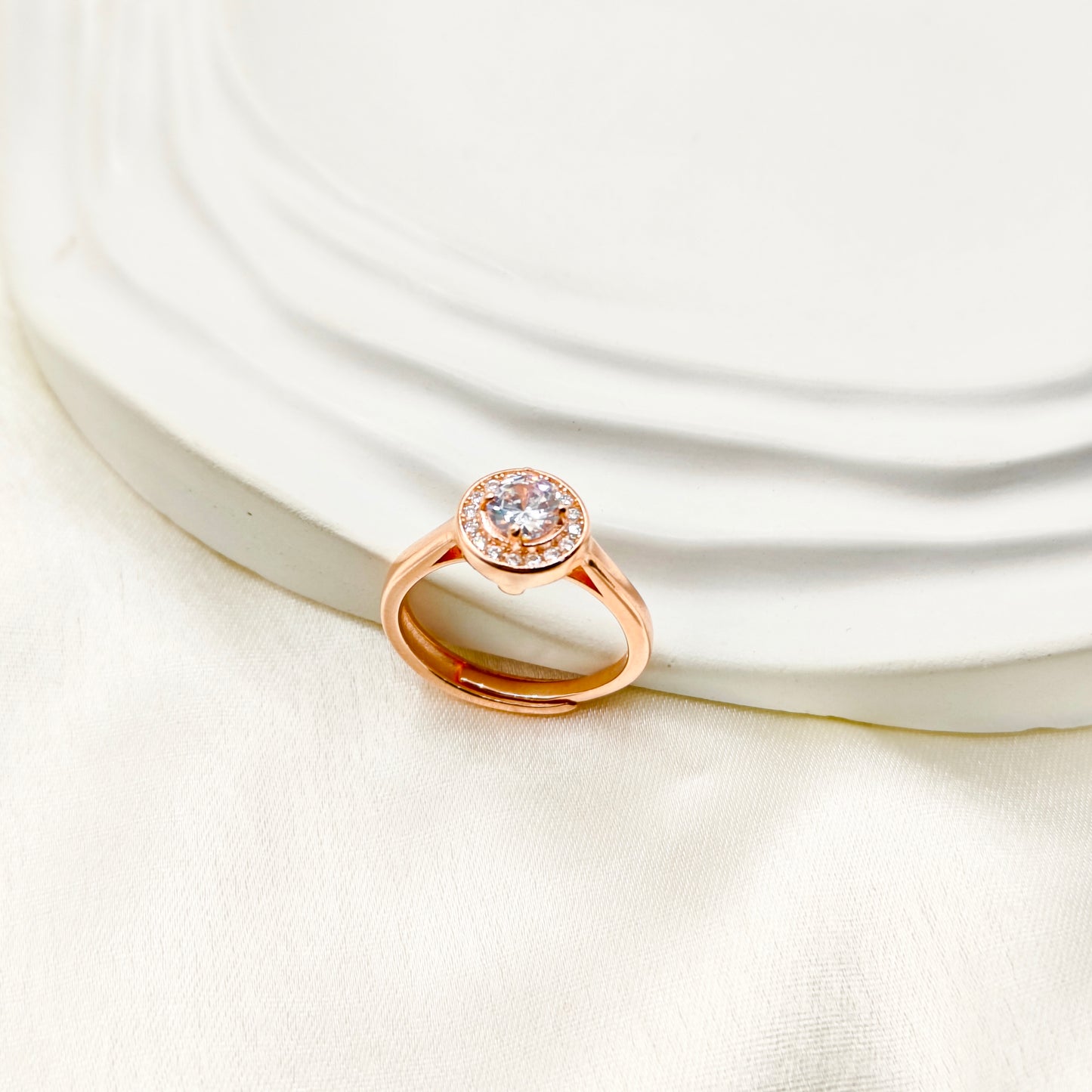 Halo Ring Rosegold Plated 925 Silver