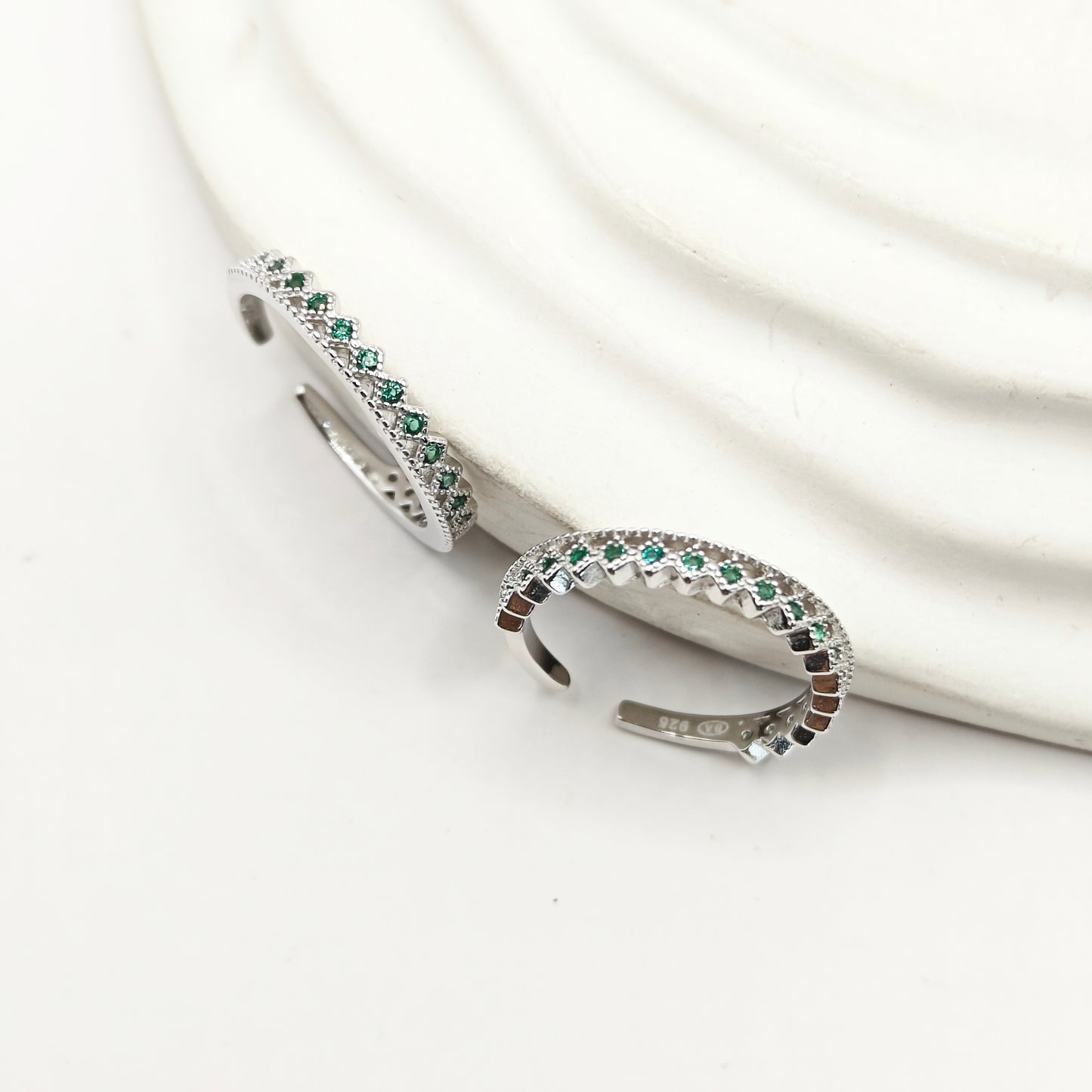 Emerald Crown Toering 925 Silver