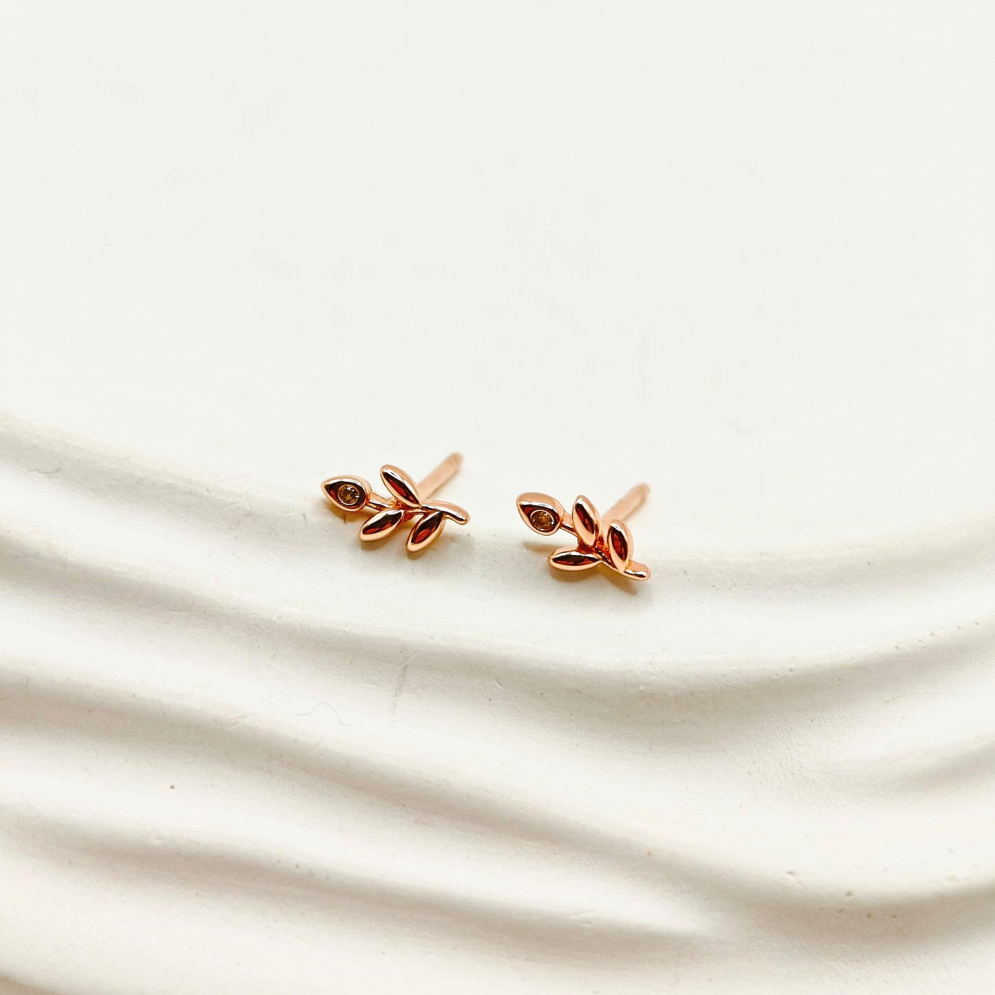 Mini Leaf Rosegold Plated Earrings 925 Silver